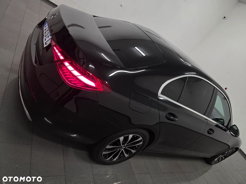 Mercedes-Benz Klasa C 220 d 9G-TRONIC - 37