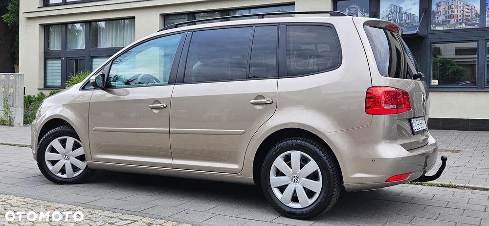 Volkswagen Touran 1.6 TDI DPF BlueMot Comfortline - 22