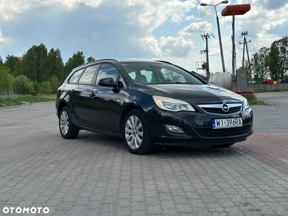 Opel Astra 1.4 T Cosmo - 14