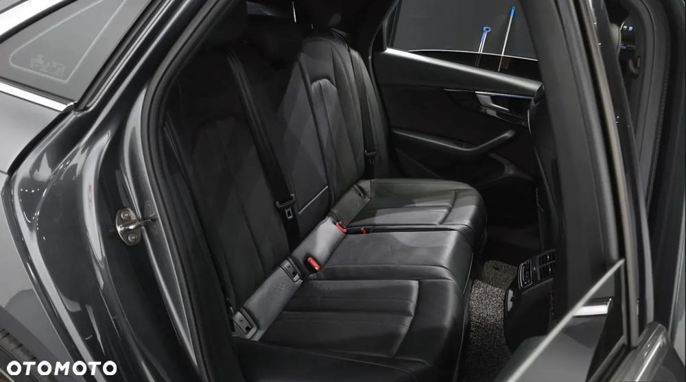 Audi A4 Limousine 40 TFSI Sport S tronic - 7
