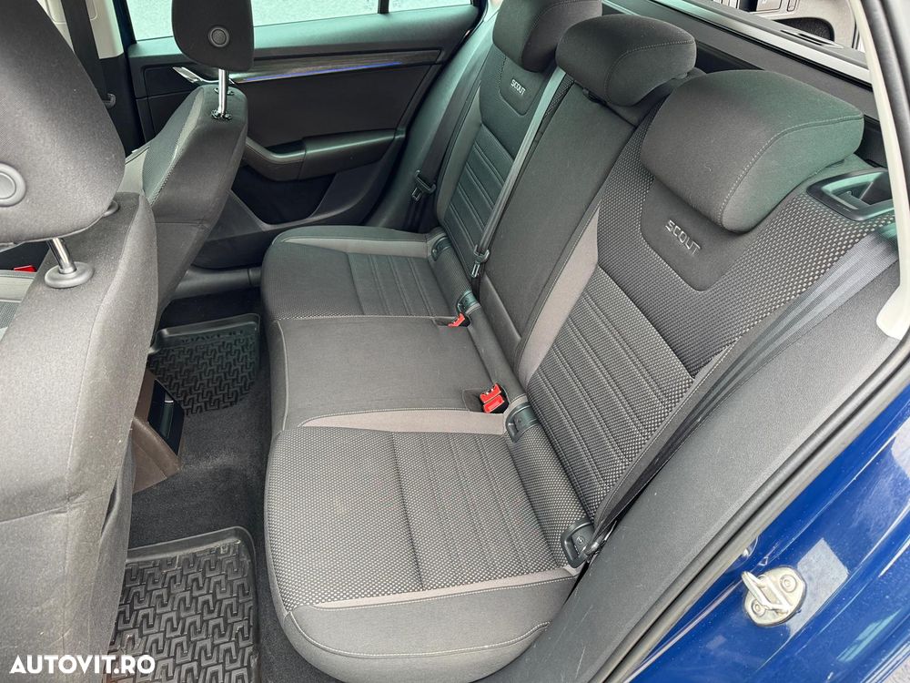 Skoda Octavia 2.0 TDI 4x4 DSG Scout - 9