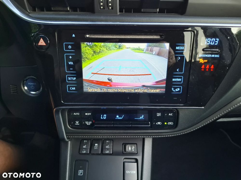 Toyota Auris - 31