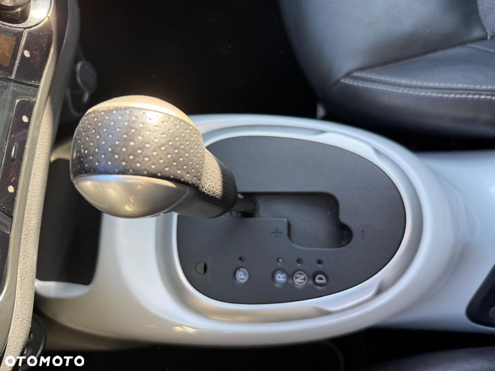 Nissan Juke 1.6 T Shiro 4x4 - 13