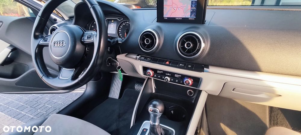 Audi A3 Sportback 1.8 TFSI Ambition S tronic - 39