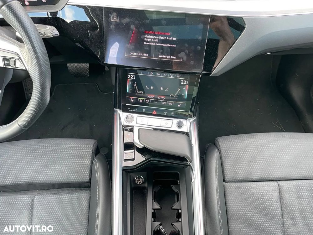 Audi e-tron 55 quattro S line - 8
