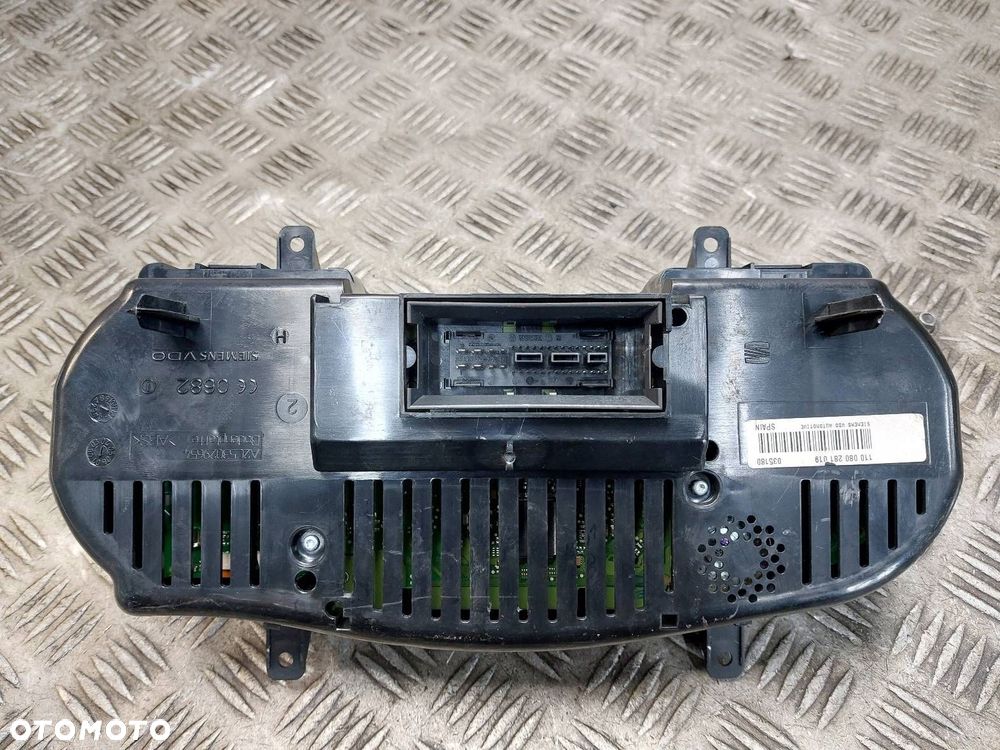 LICZNIK ZEGARY SEAT LEON II 1.9 TDI 1P0920840C - 5