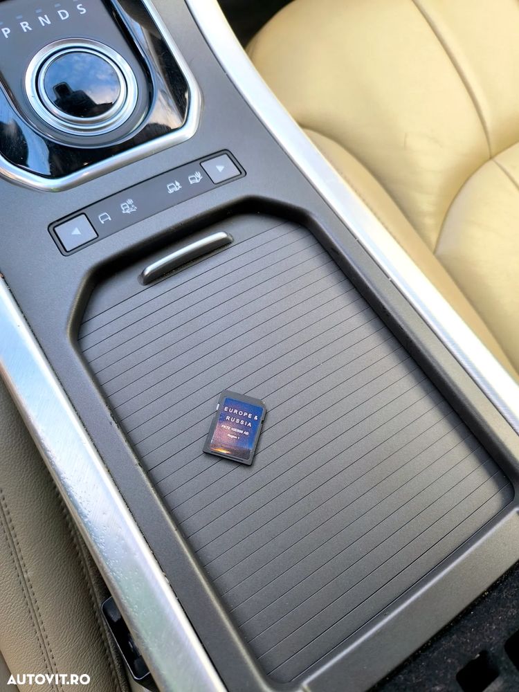 Land Rover Range Rover Evoque - 17