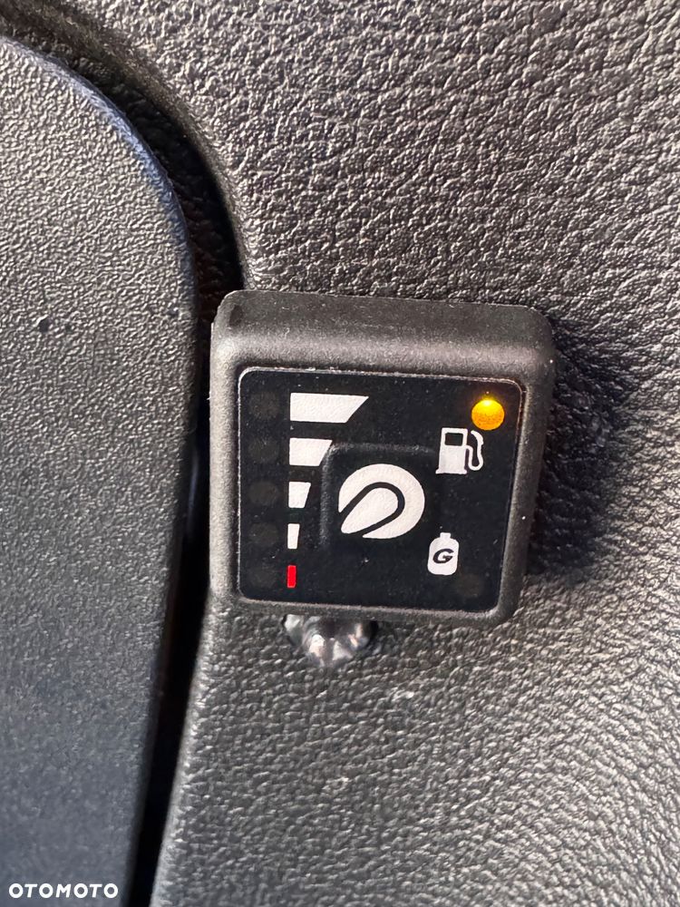 Ford B-MAX 1.6 Titanium - 13