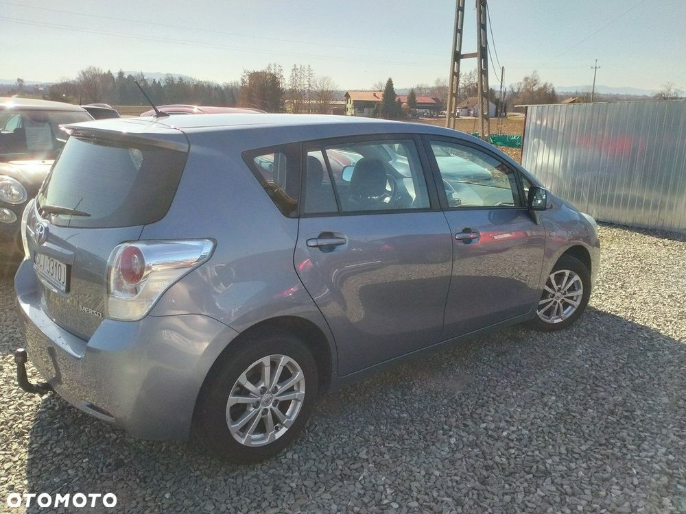 Toyota Verso 1.8 Premium - 7