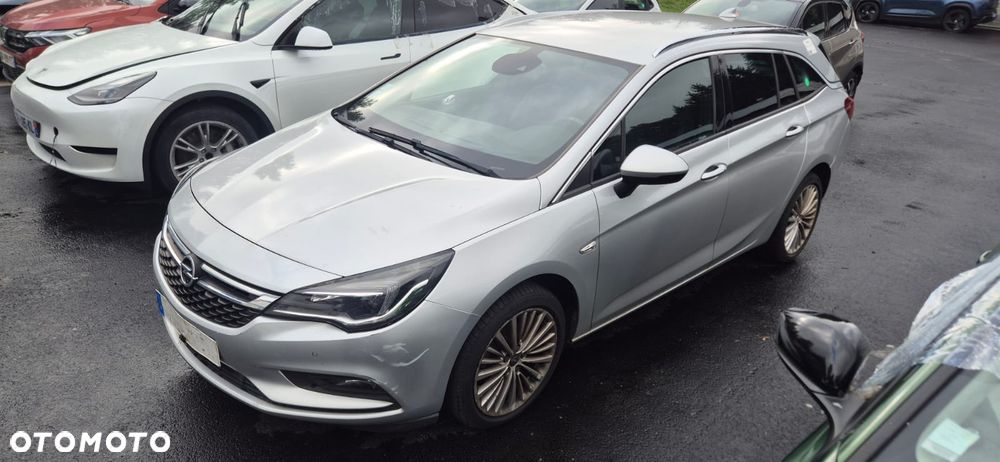 Opel Astra 1.6 CDTI Dynamic - 1