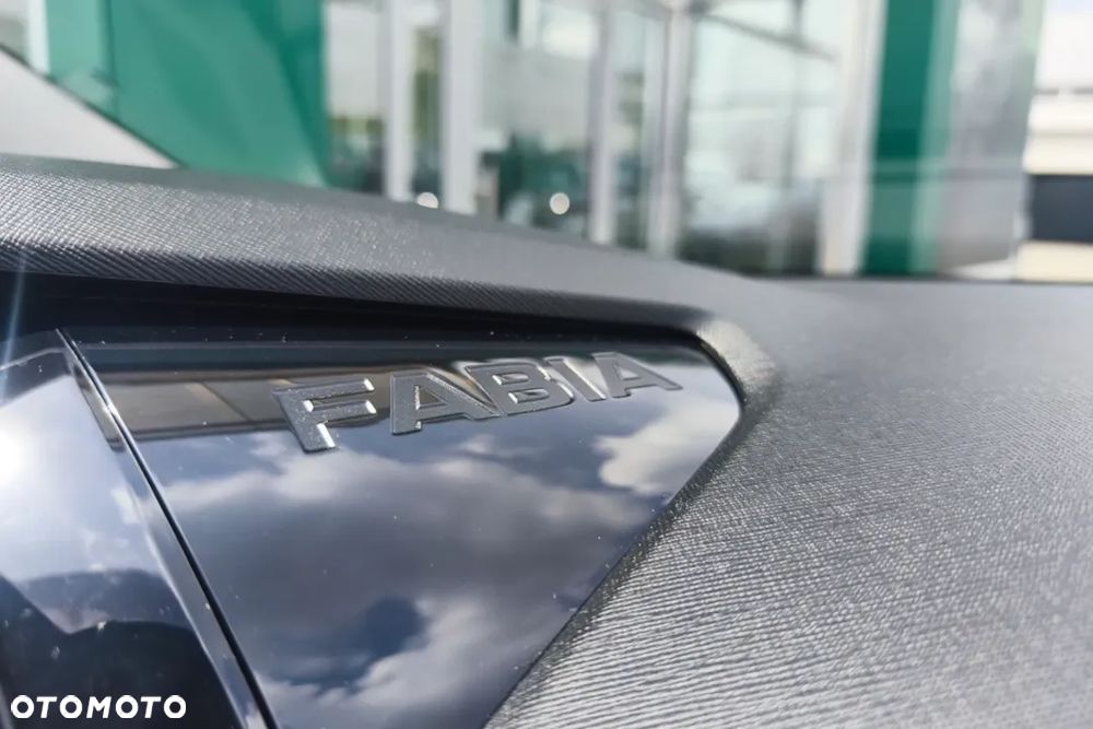 Skoda Fabia 1.0 TSI Drive DSG - 8