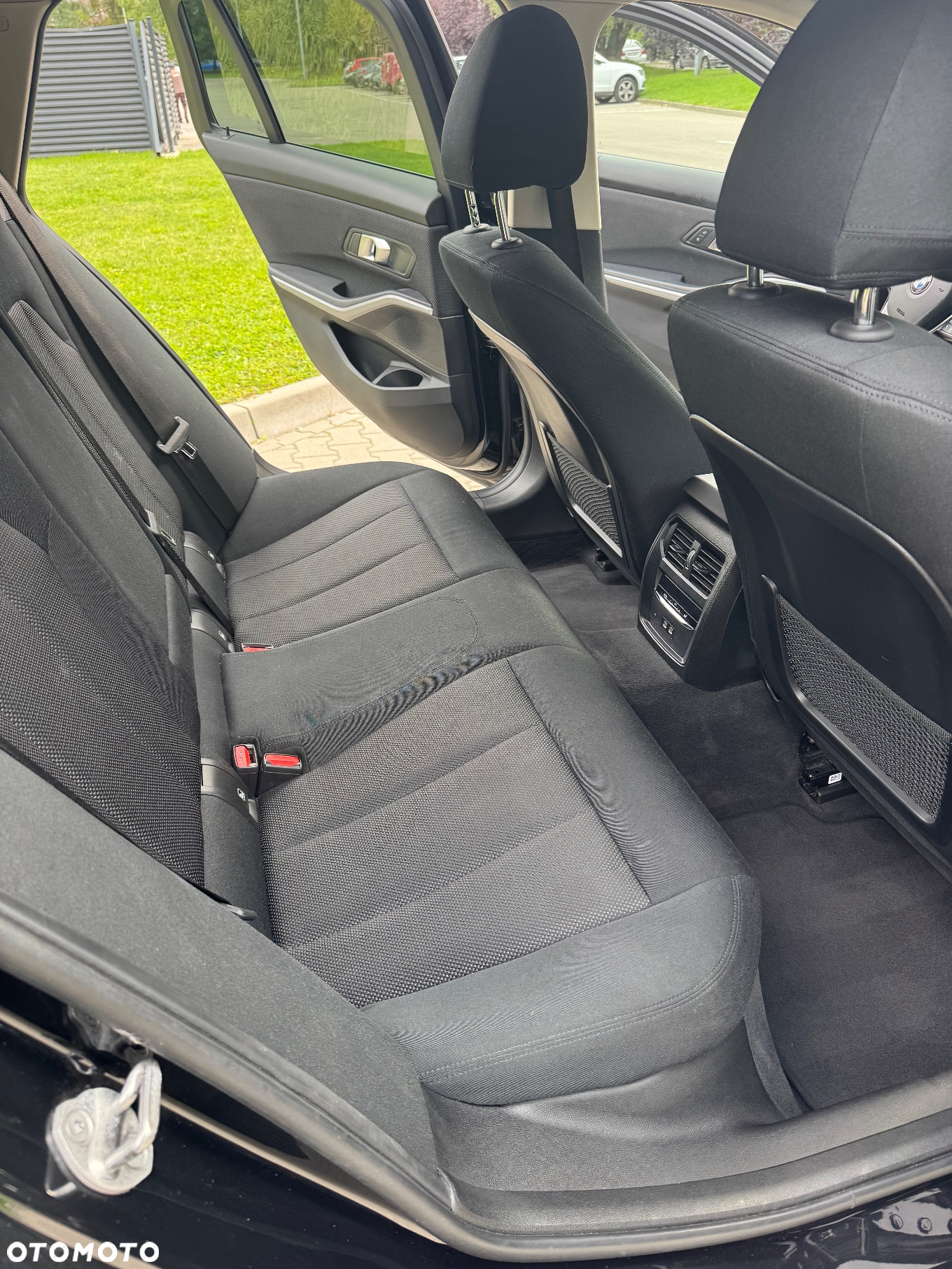 BMW Seria 3 318d Touring - 16