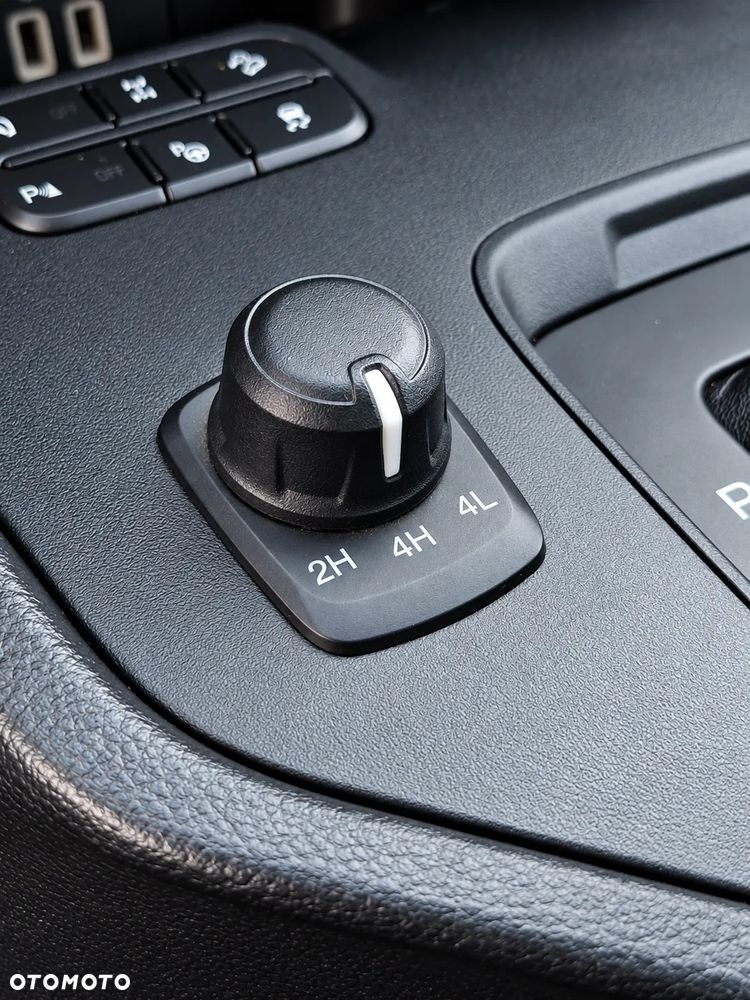Ford Ranger 2.0 EcoBlue 4x4 DC Wildtrak - 33