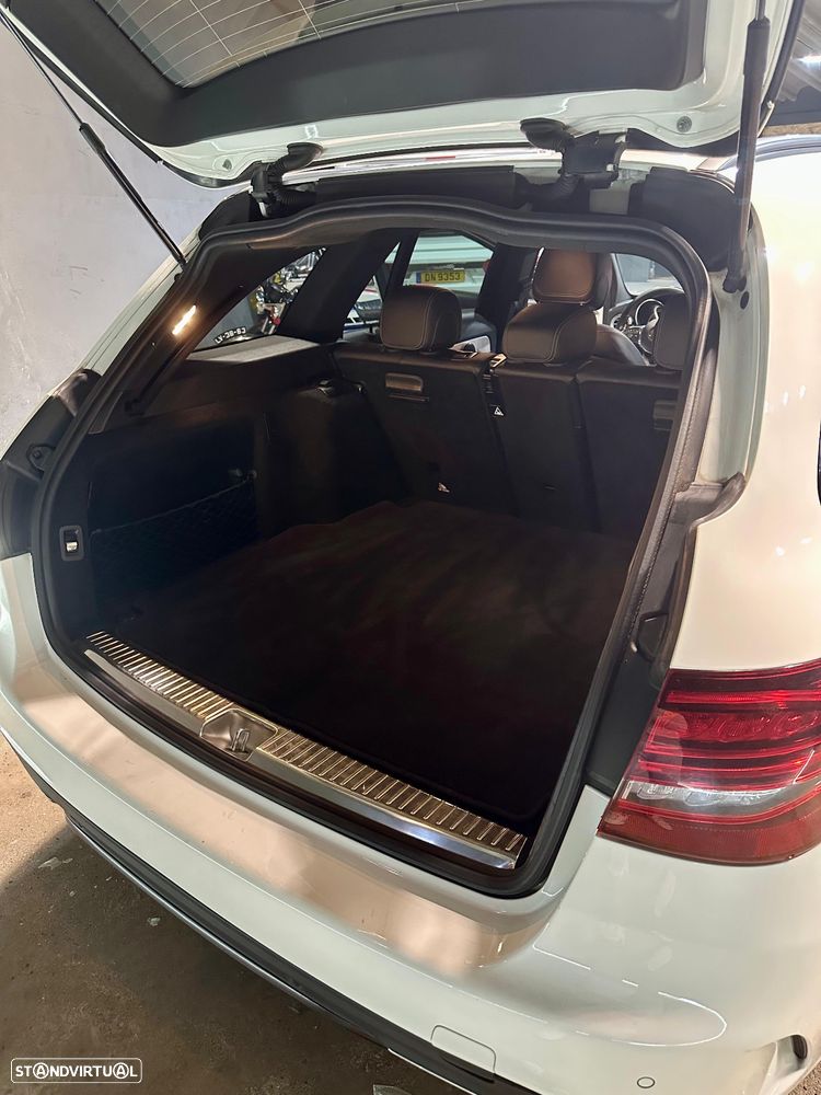 Mercedes-Benz C 220 d 4Matic Station 9G-TRONIC AMG Line - 11