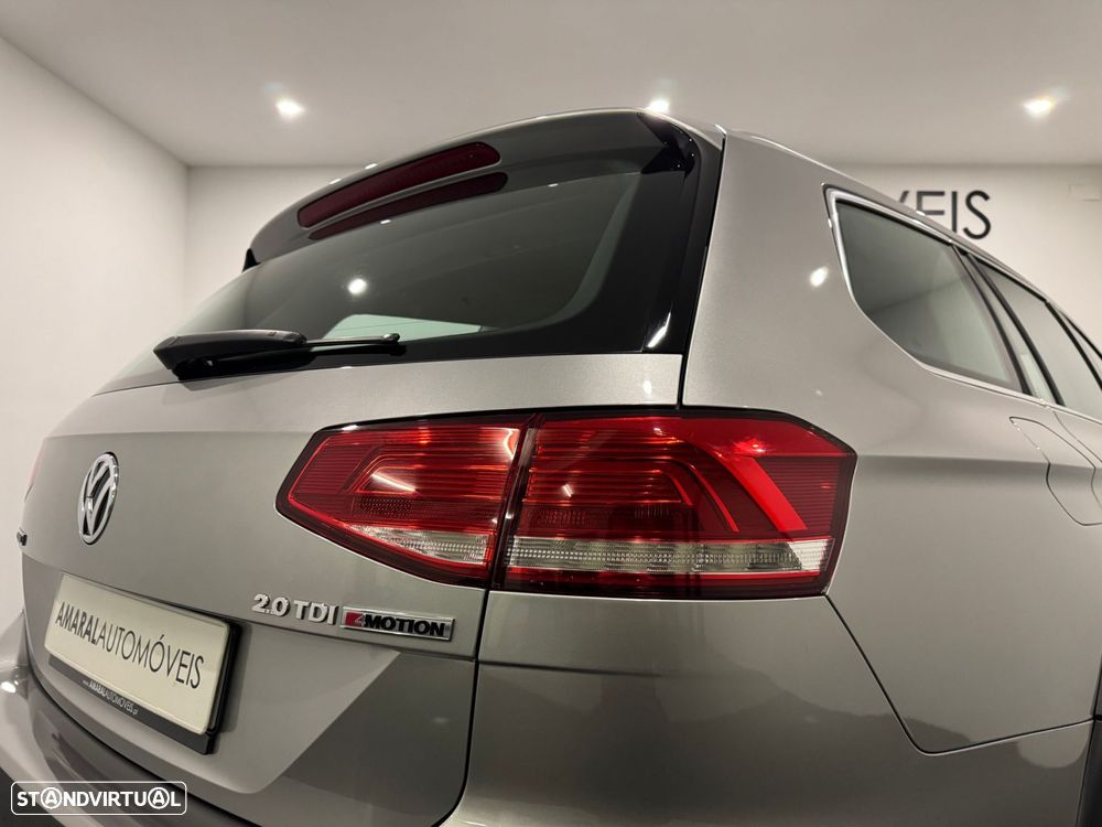 VW Passat Alltrack 2.0 TDi 4Motion - 26