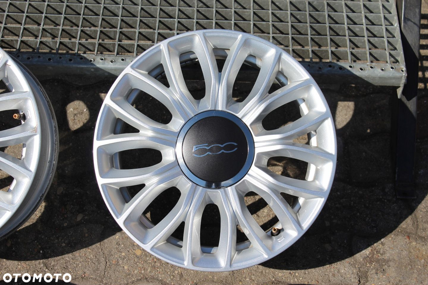 ORYG FIAT 500 15cali 4x98 ET35 6J - 4