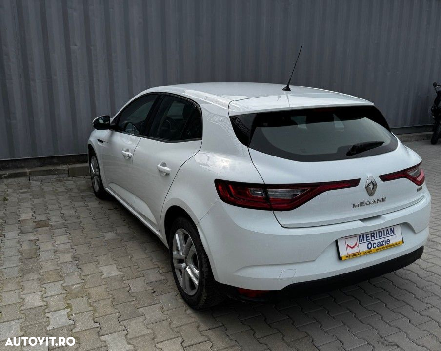 Renault Megane Blue dCi 116 Zen - 4
