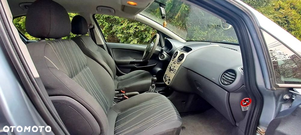 Opel Corsa 1.2 16V Cosmo - 8