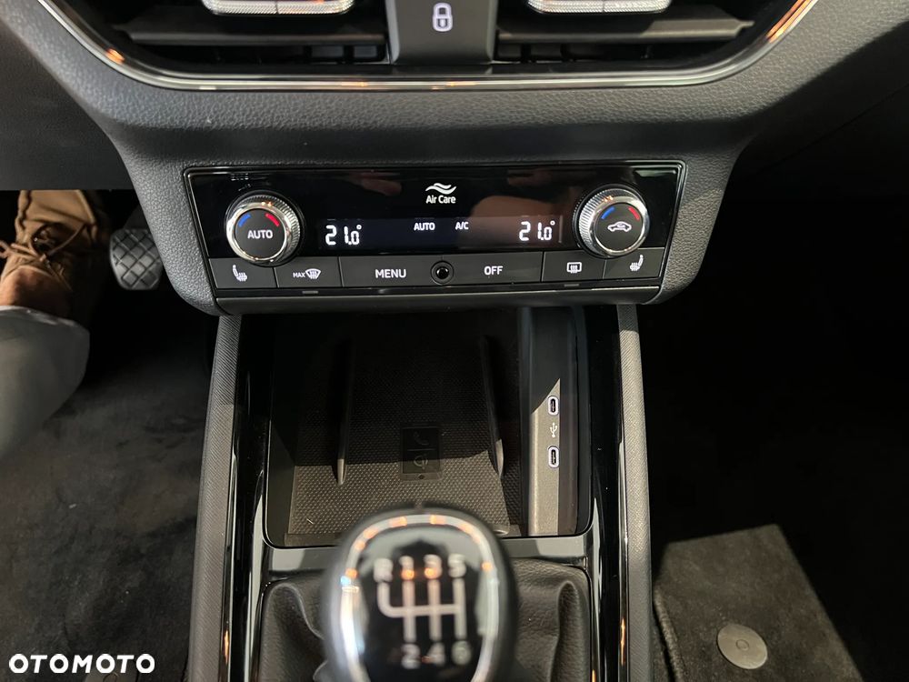 Skoda Kamiq 1.0 TSI Style - 24