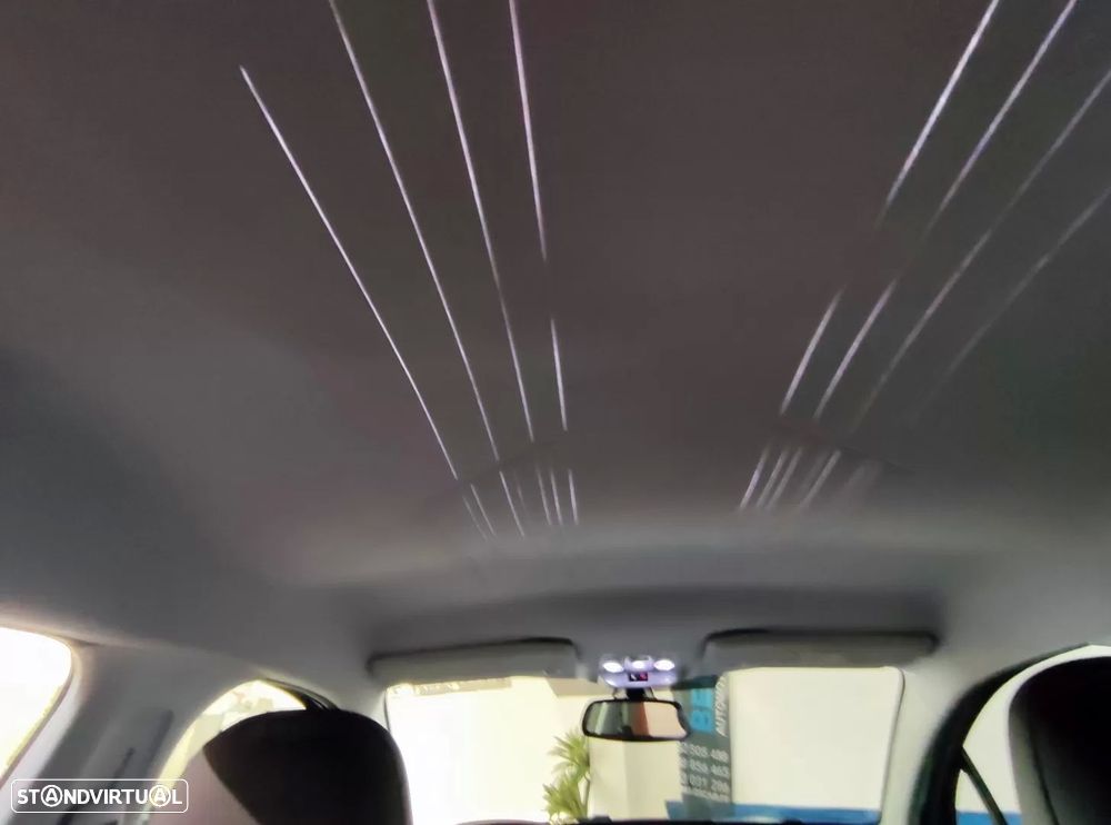 Peugeot 2008 1.2 PureTech GT Line EAT6 - 19