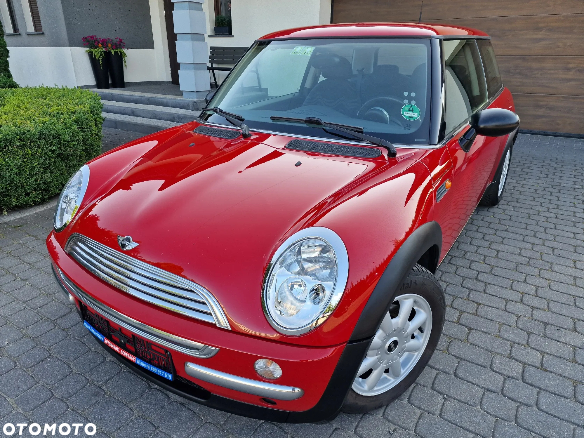 MINI ONE Standard - 2