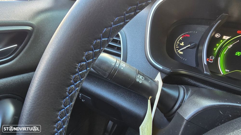 Renault Mégane Sport Tourer - 13