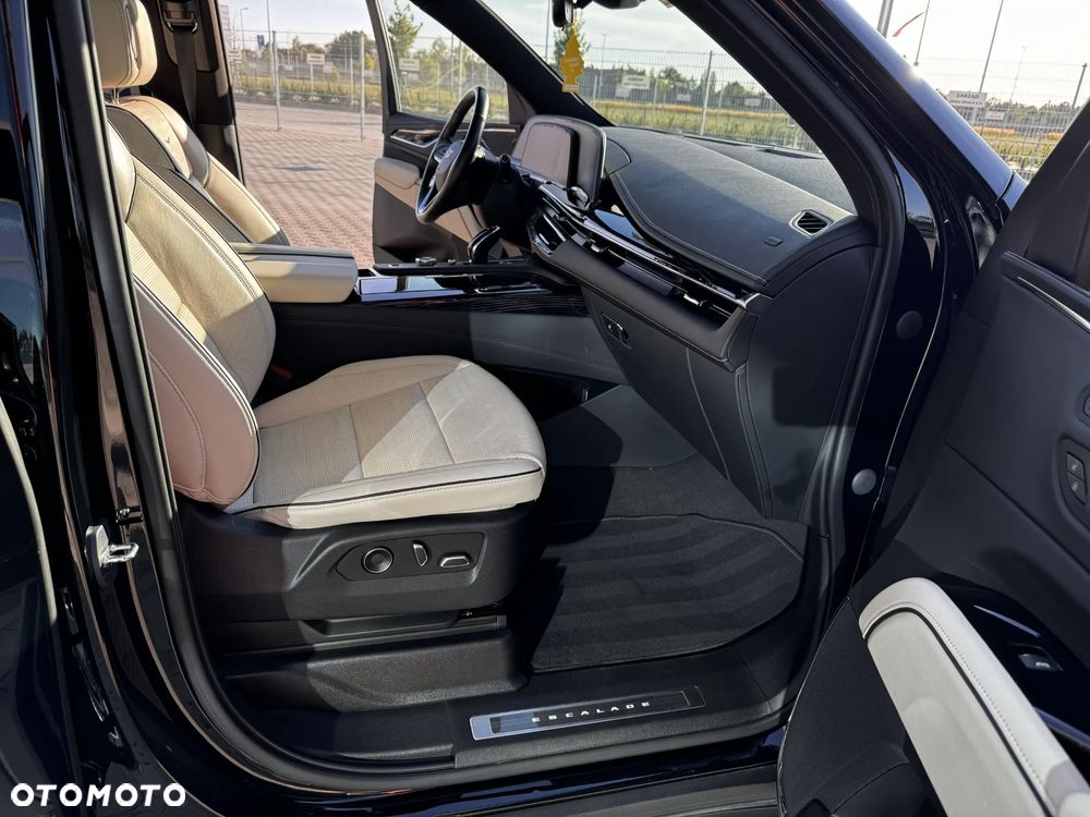 Cadillac Escalade 6.2 V8 AWD AT Platinum - 15