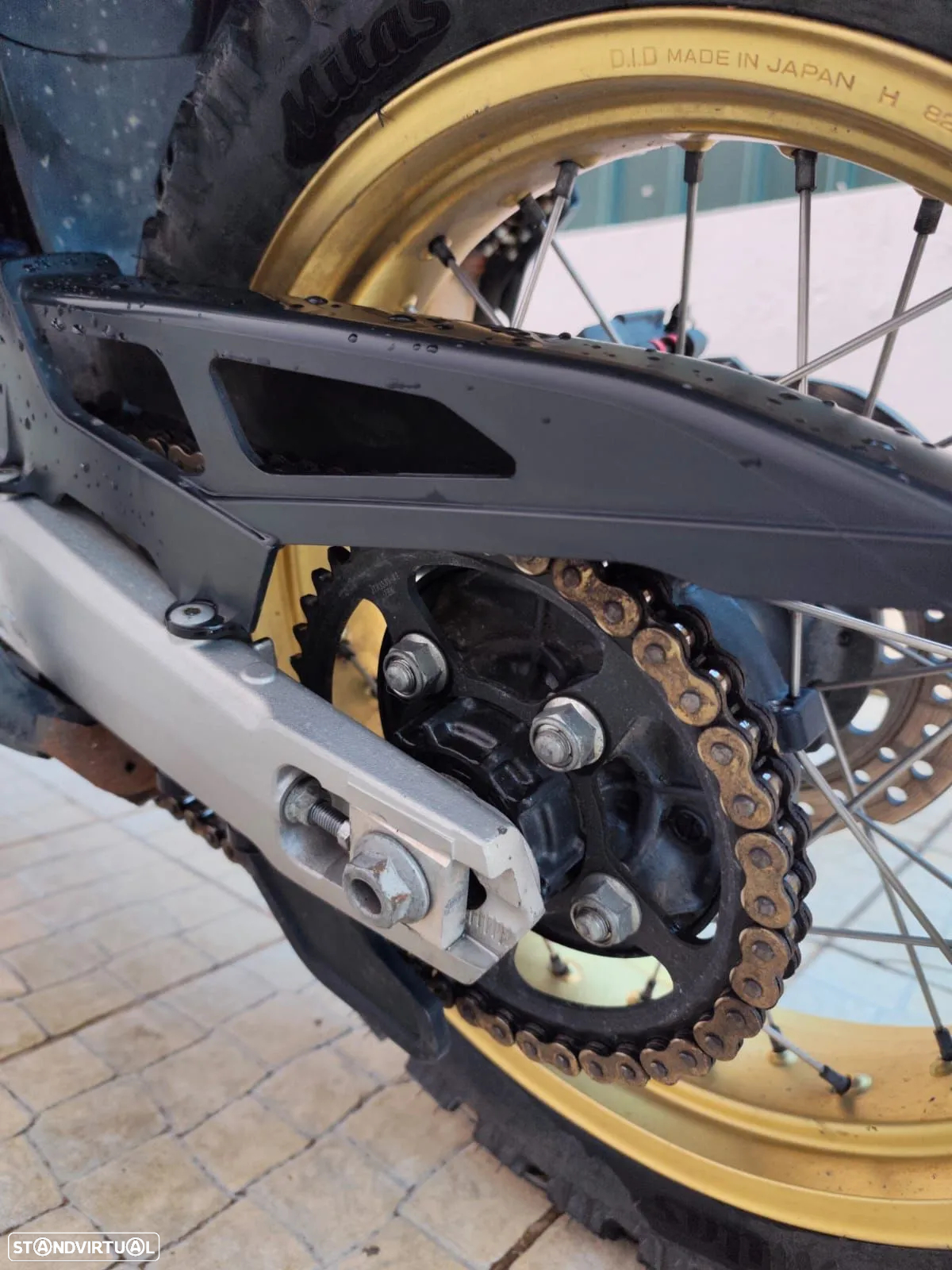 Honda Africa Twin Adventure Big tank - 19