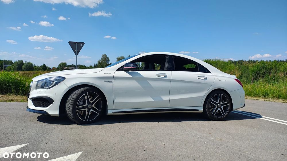 Mercedes-Benz CLA AMG 45 4-Matic - 4