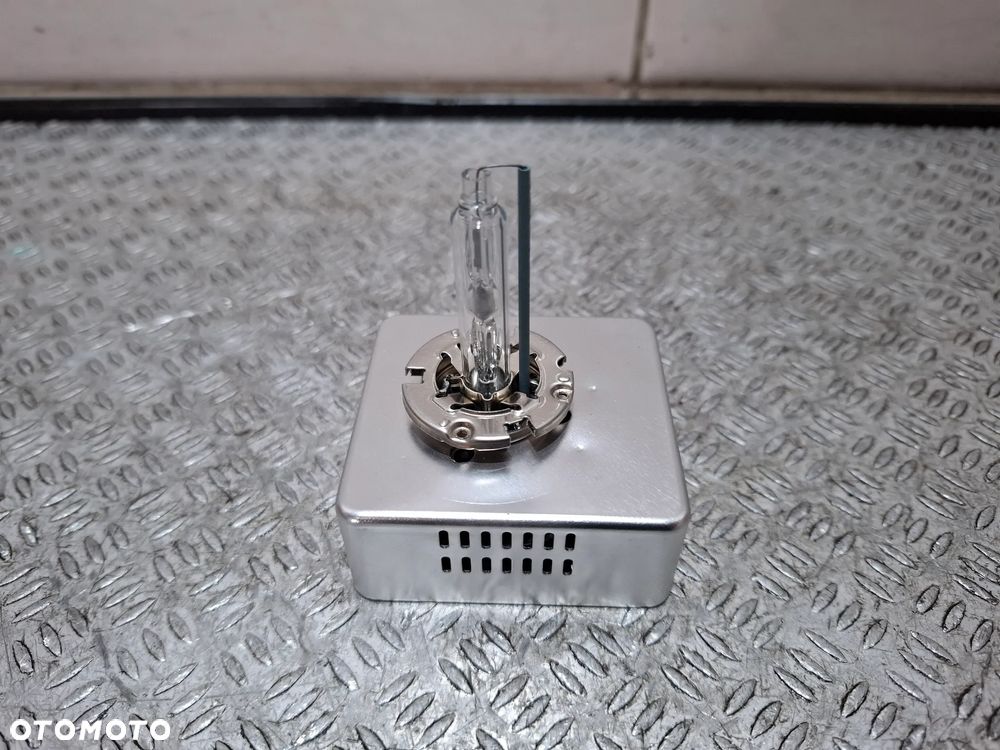 Żarówka xenonowa D5S 4200 K 25W 12V E4 - 2