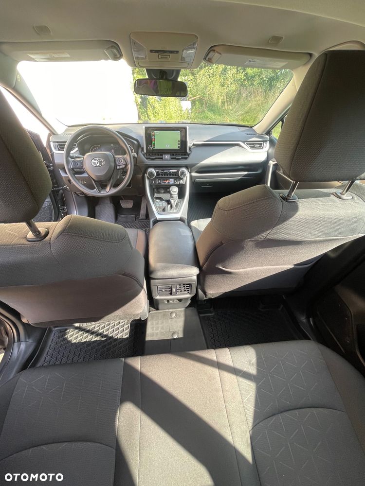 Toyota RAV4 - 5