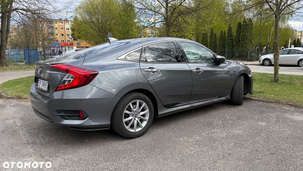 Honda Civic 1.5 T Executive - 9