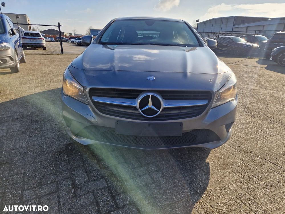 Mercedes-Benz CLA Shooting Brake 180 d BlueEFFICIENCY Edition - 2