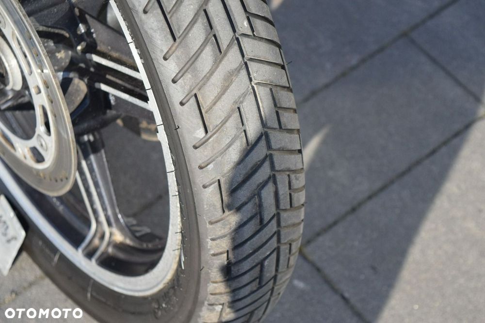 Honda CB - 8