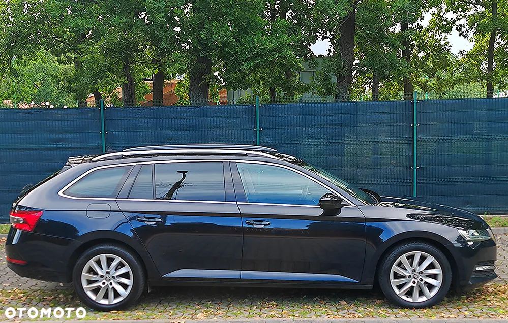 Skoda Superb 2.0 TDI SCR Style DSG - 6