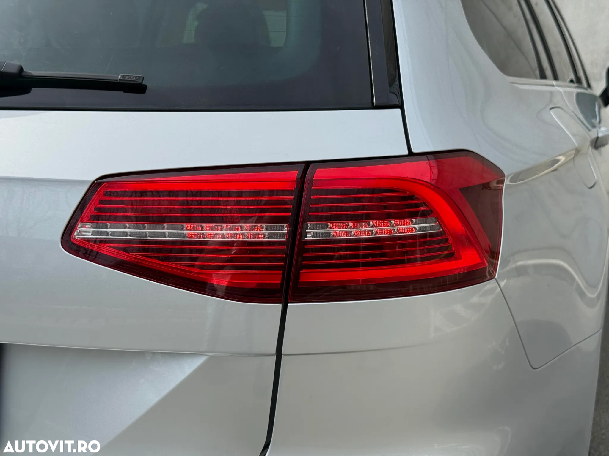 Volkswagen Passat Variant 2.0 TDI SCR 4Motion DSG Highline - 35