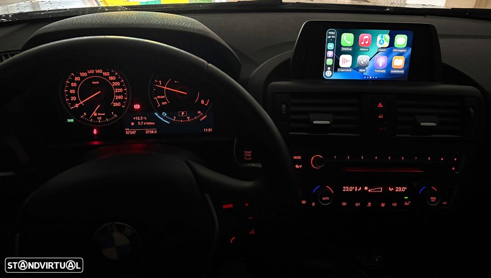 BMW 118 dA Line Urban - 11