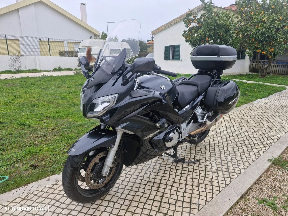Yamaha FJR - 1