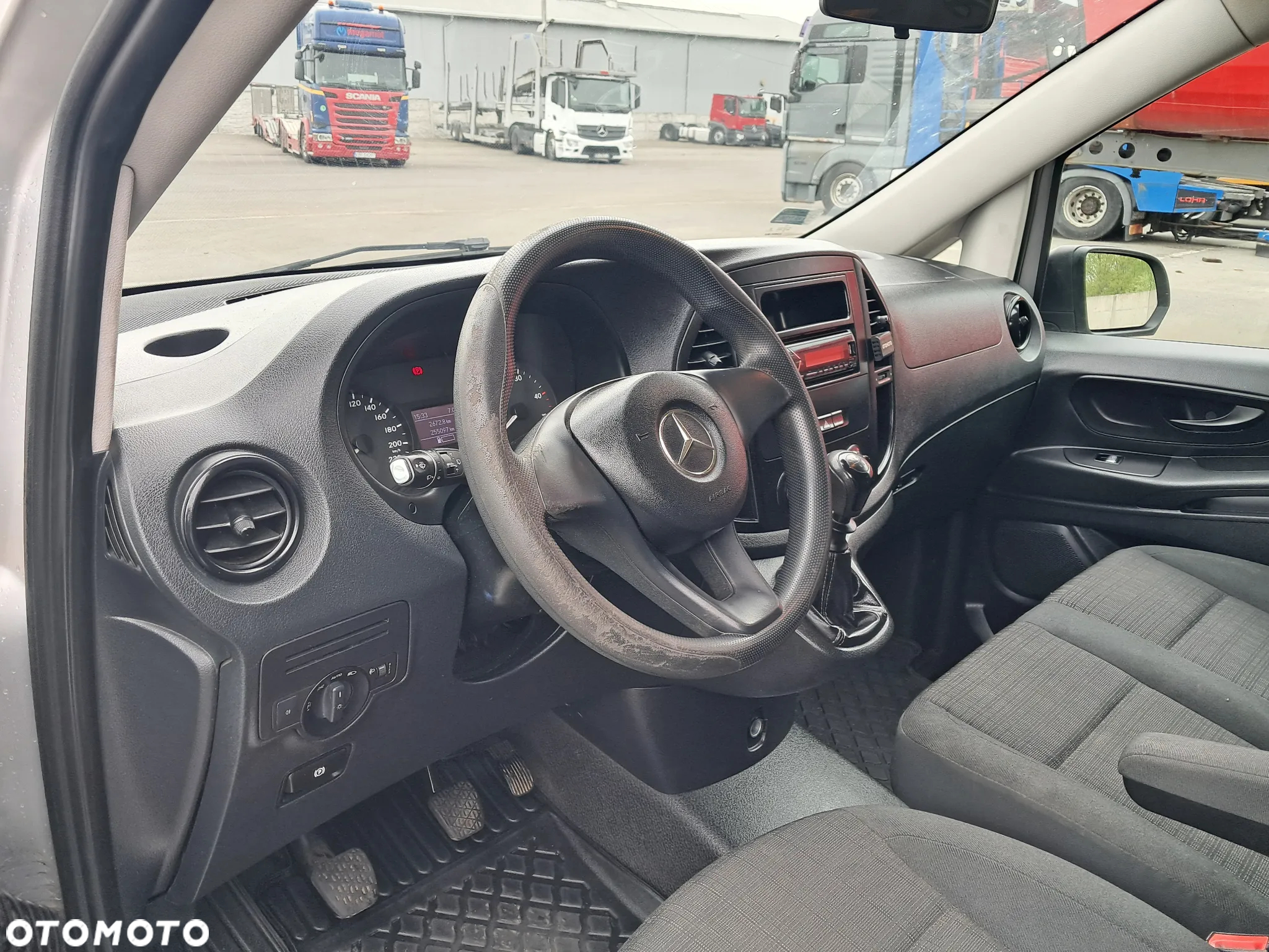 Mercedes-Benz Vito - 13