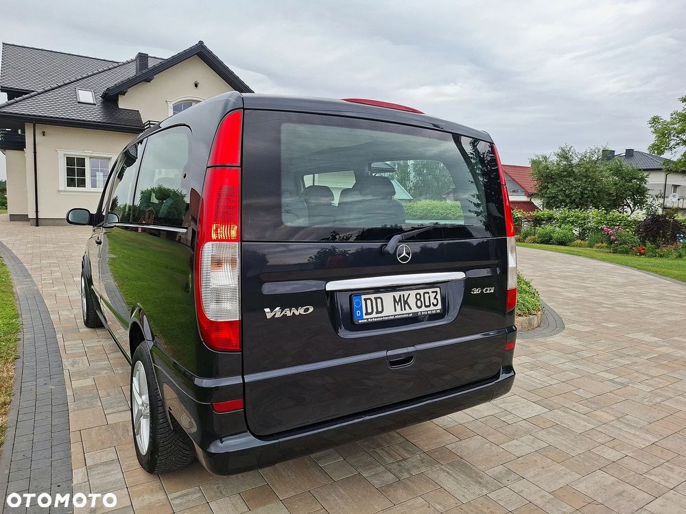 Mercedes-Benz Viano - 6