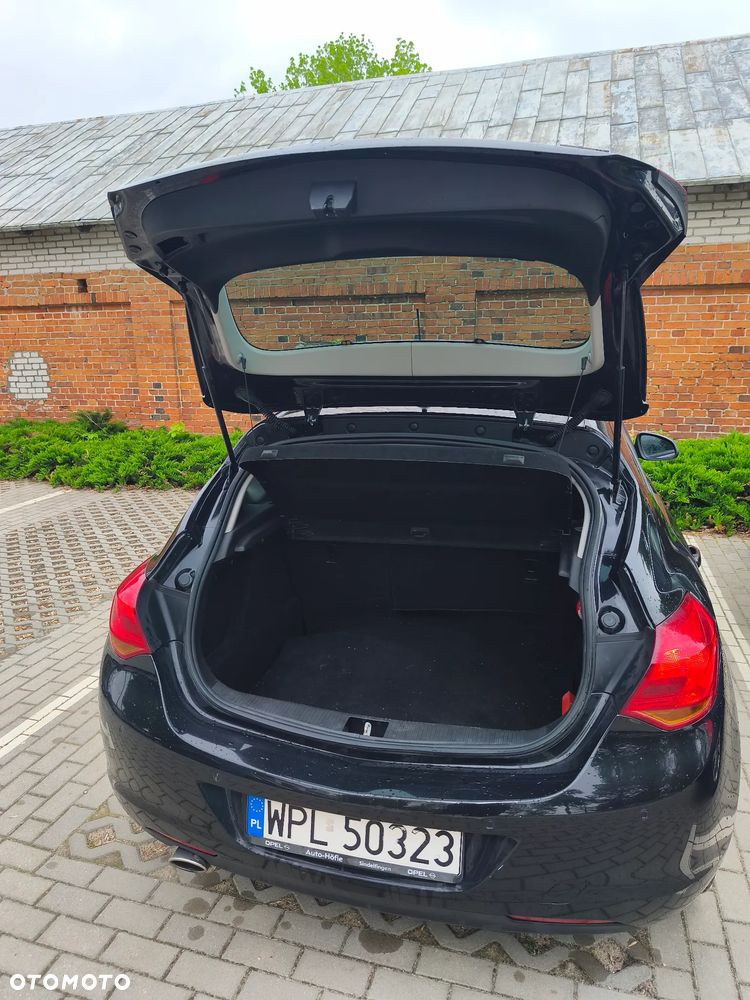 Opel Astra 1.4 Turbo Sport - 9