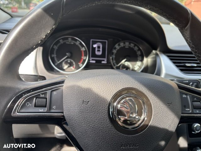 Skoda RAPID 1.0 TSI Ambition - 2