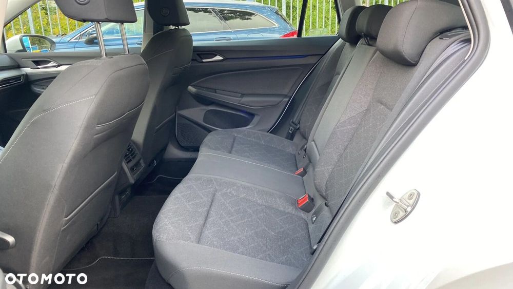 Volkswagen Golf - 16