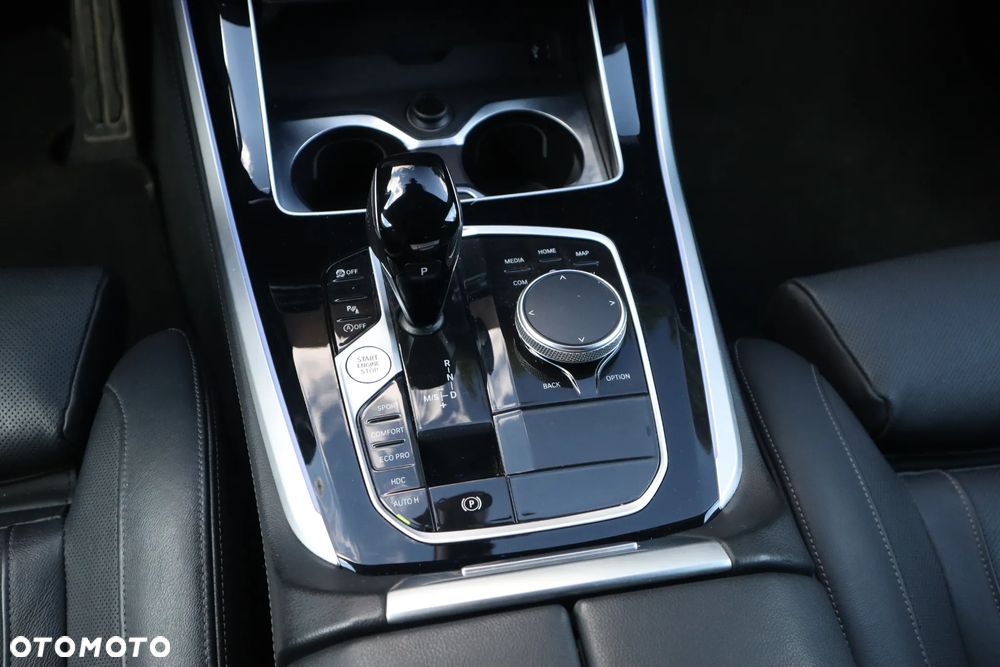 BMW X5 xDrive25d - 13