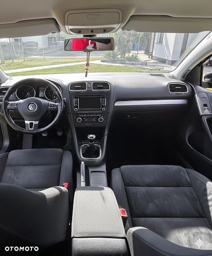 Volkswagen Golf 1.6 TDI BlueMot Comfortline - 8