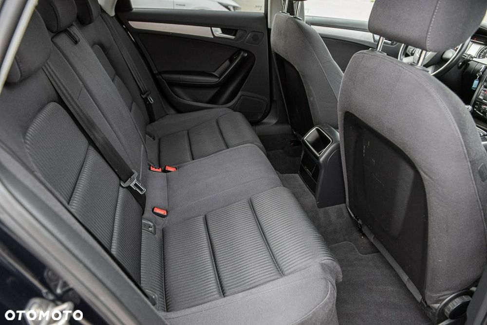 Audi A4 Limousine 2.0 TDI DPF S line Sportpaket (plus) - 8