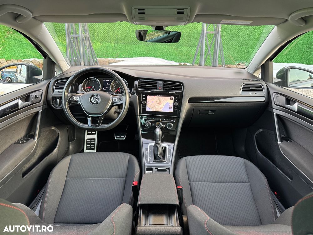 Volkswagen Golf 1.6 TDI DSG Sound - 7