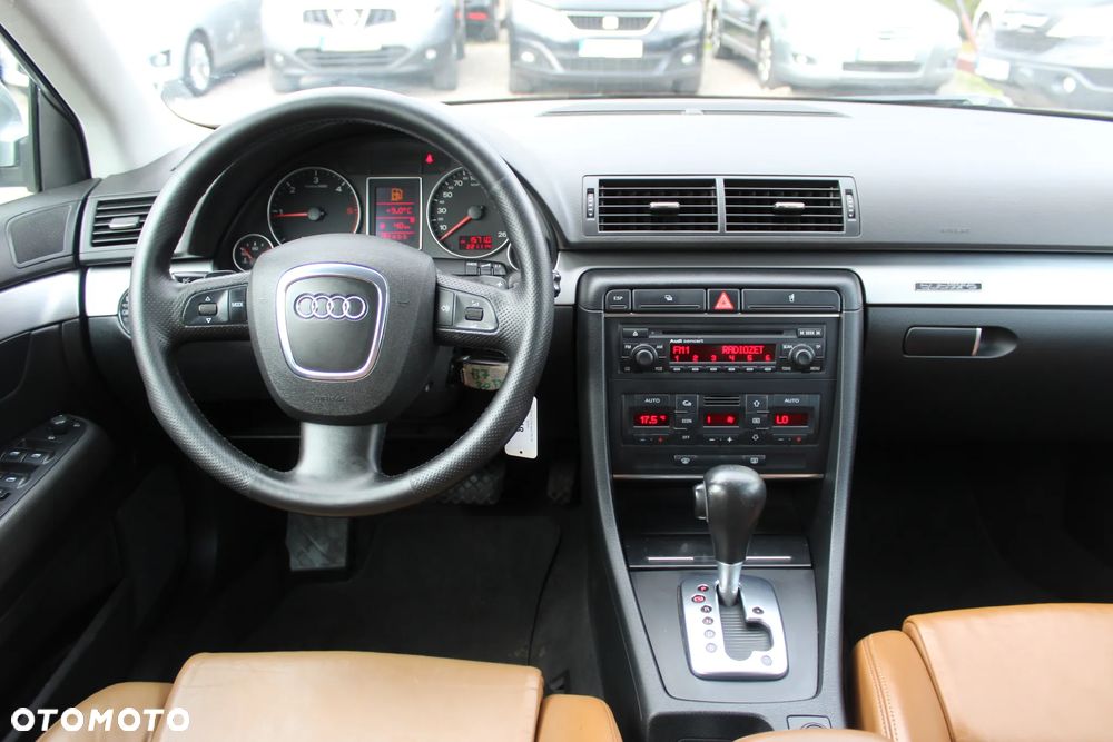 Audi A4 Avant - 6