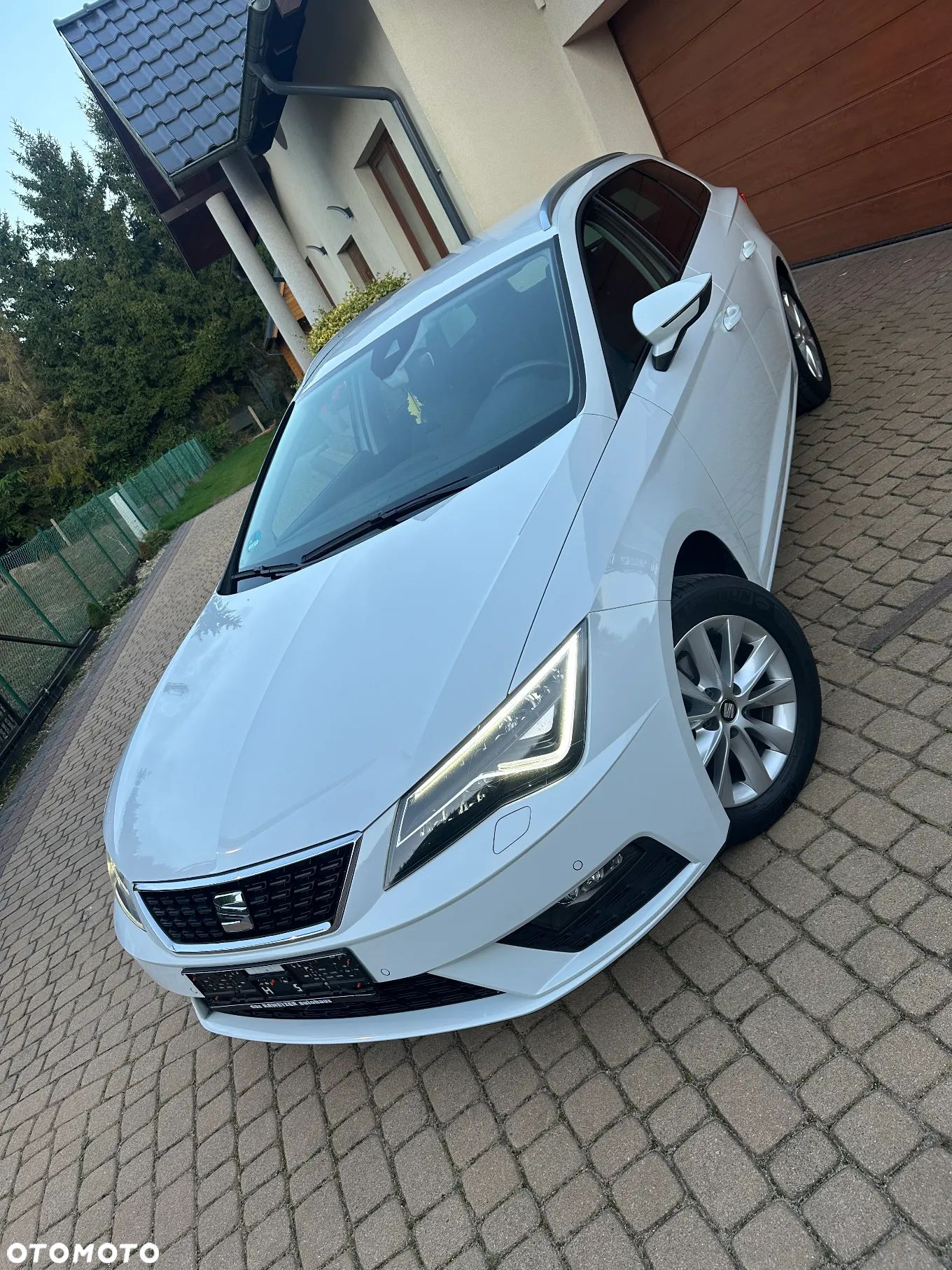 Seat Leon 1.6 TDI Full LED S&S - 1