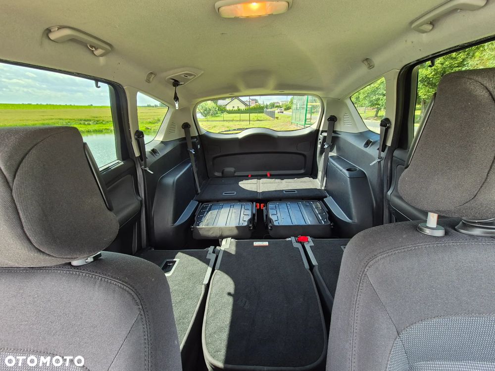 Ford S-Max 2.5 Titanium - 10